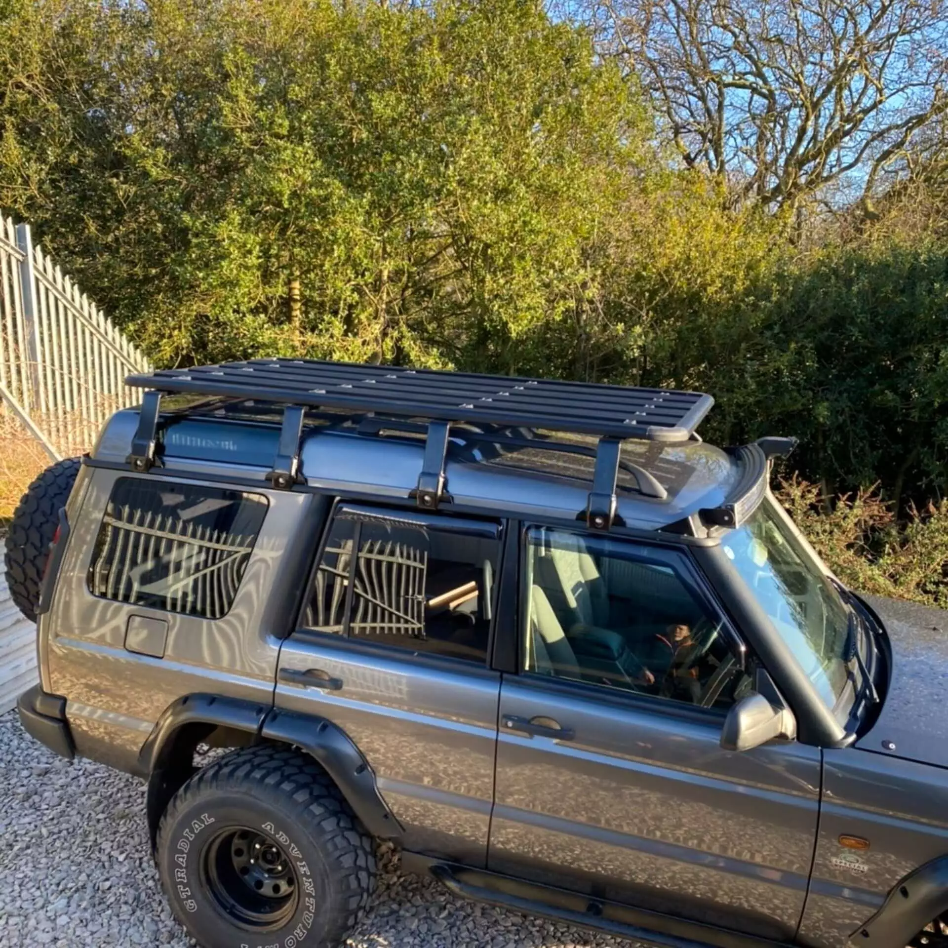 AluMod Low Profile 220cm x 125cm Roof Rack for the Land Rover Discovery 1 and 2