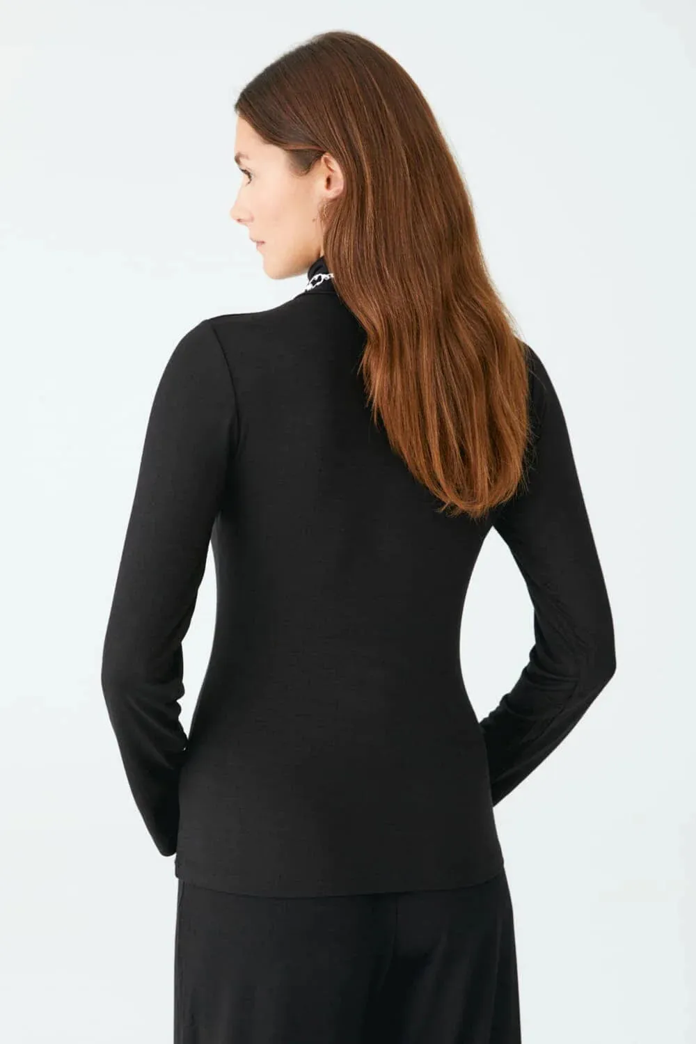 Andrea Slim Fit Turtleneck