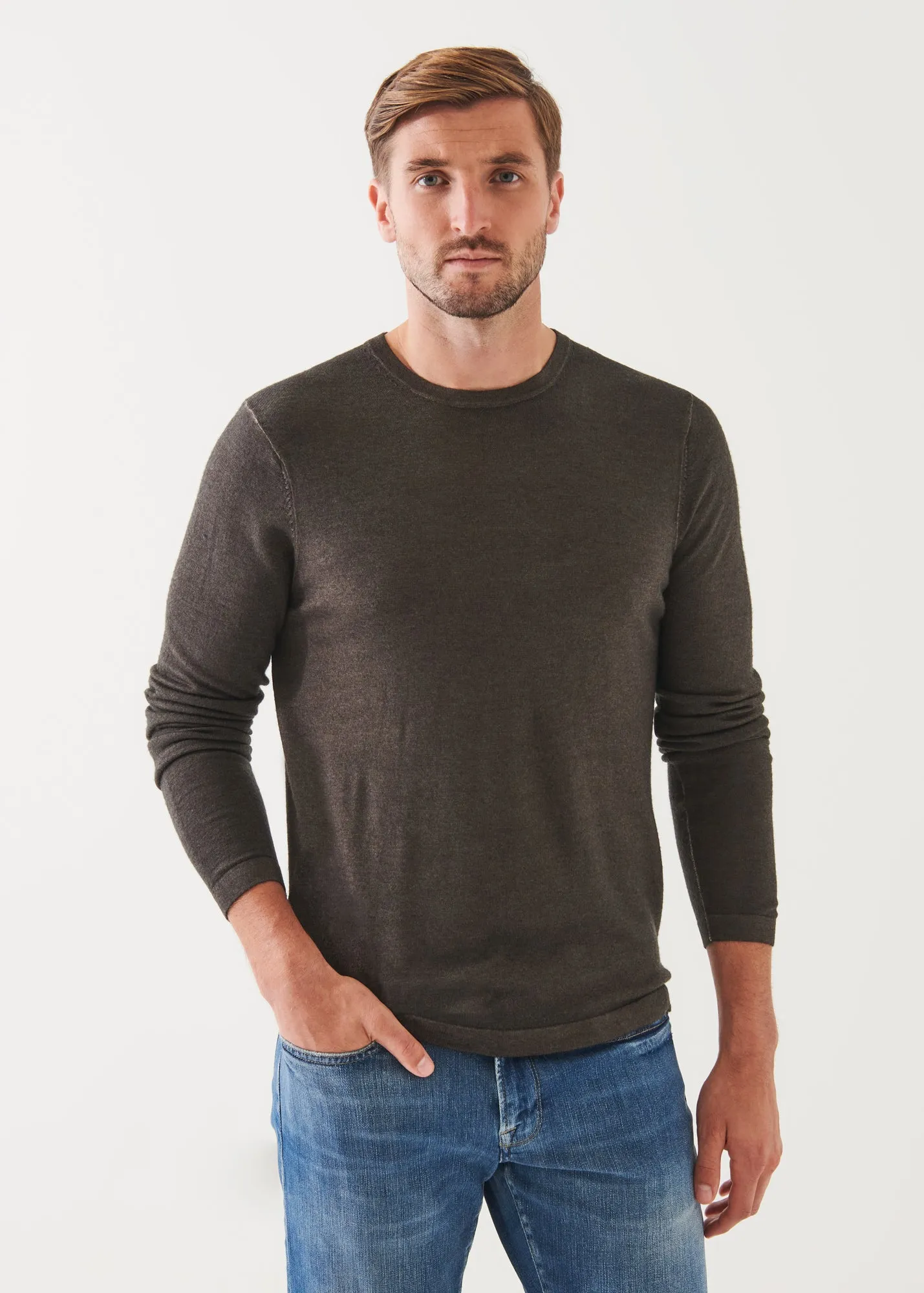 EXTRA-FINE MERINO VINTAGE WASH CREWNECK