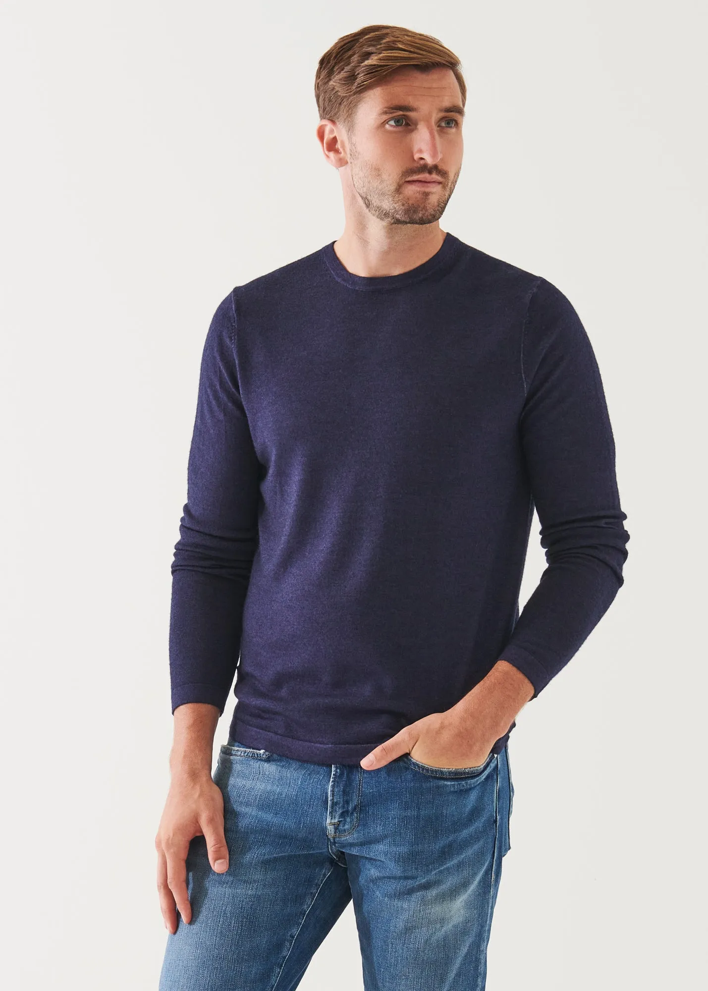 EXTRA-FINE MERINO VINTAGE WASH CREWNECK