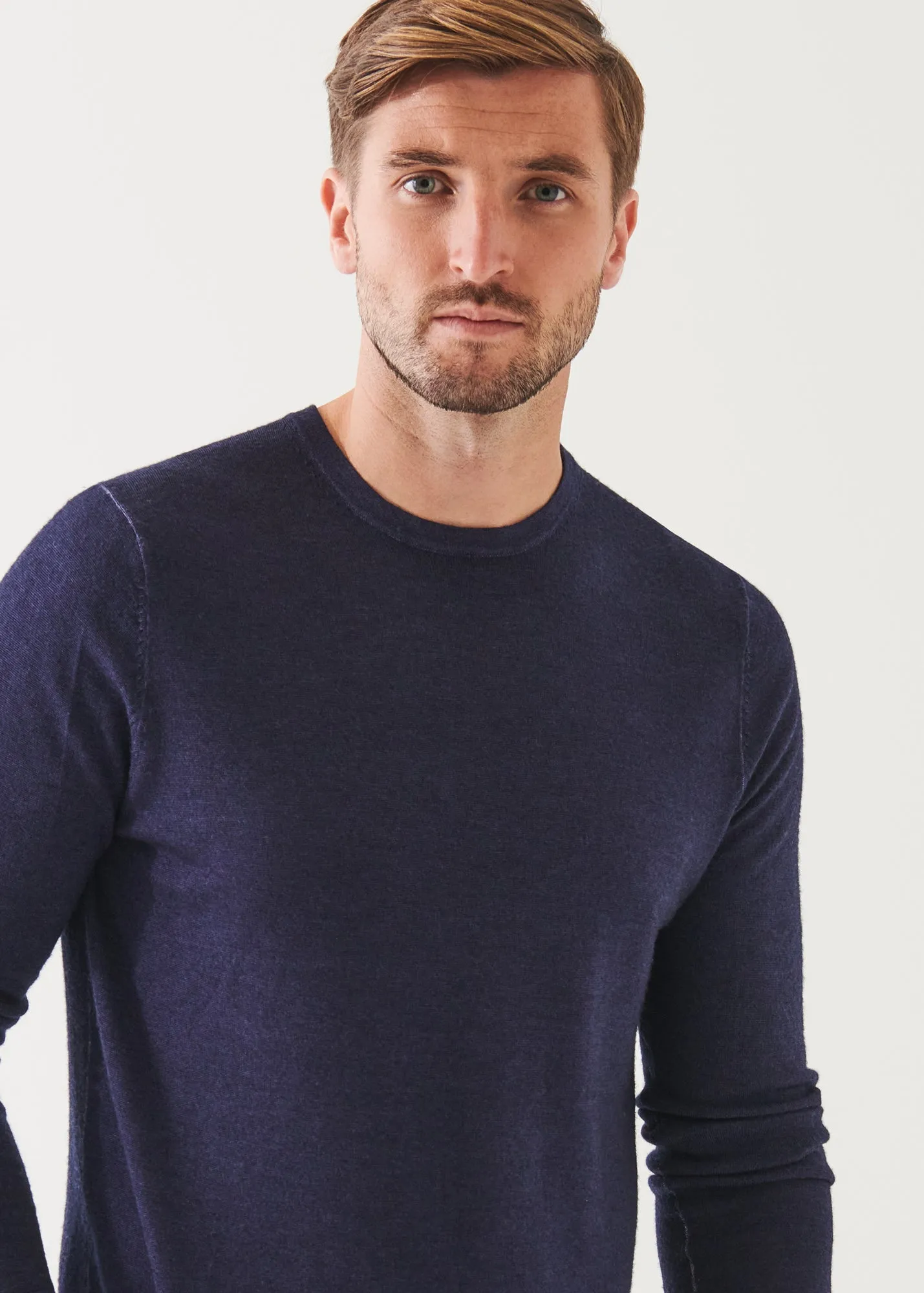 EXTRA-FINE MERINO VINTAGE WASH CREWNECK