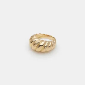 Latitia Ring in Gold