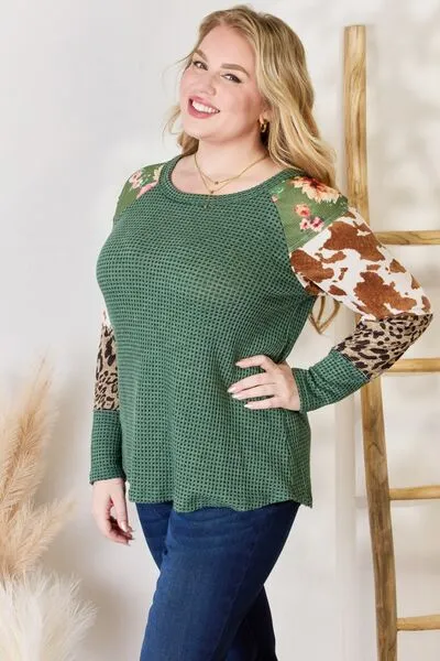 Mix it Up Waffle-Knit Top in Green