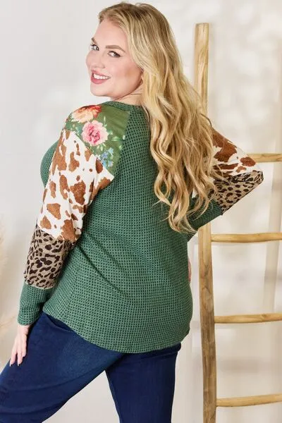 Mix it Up Waffle-Knit Top in Green