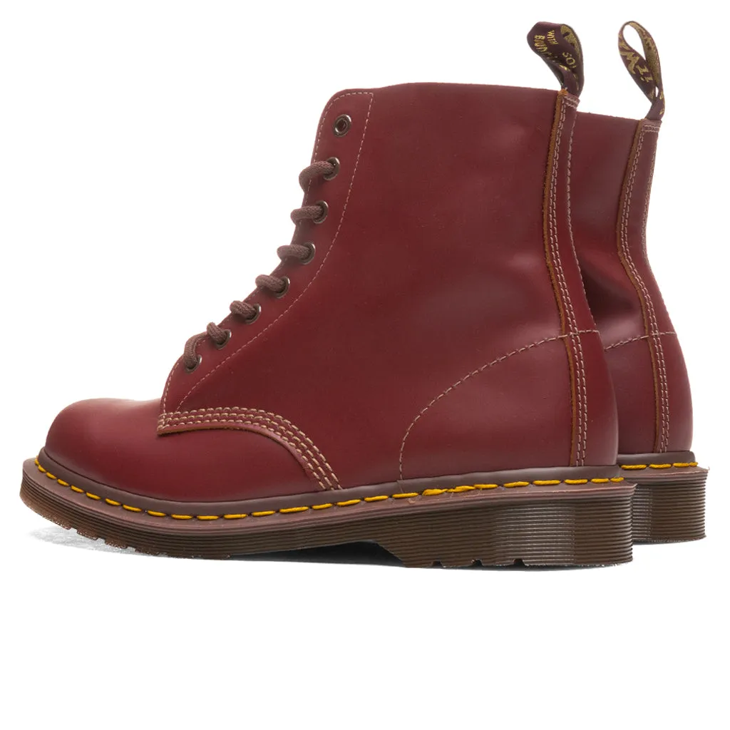 Vintage 1460 Oxblood Quillon - Red