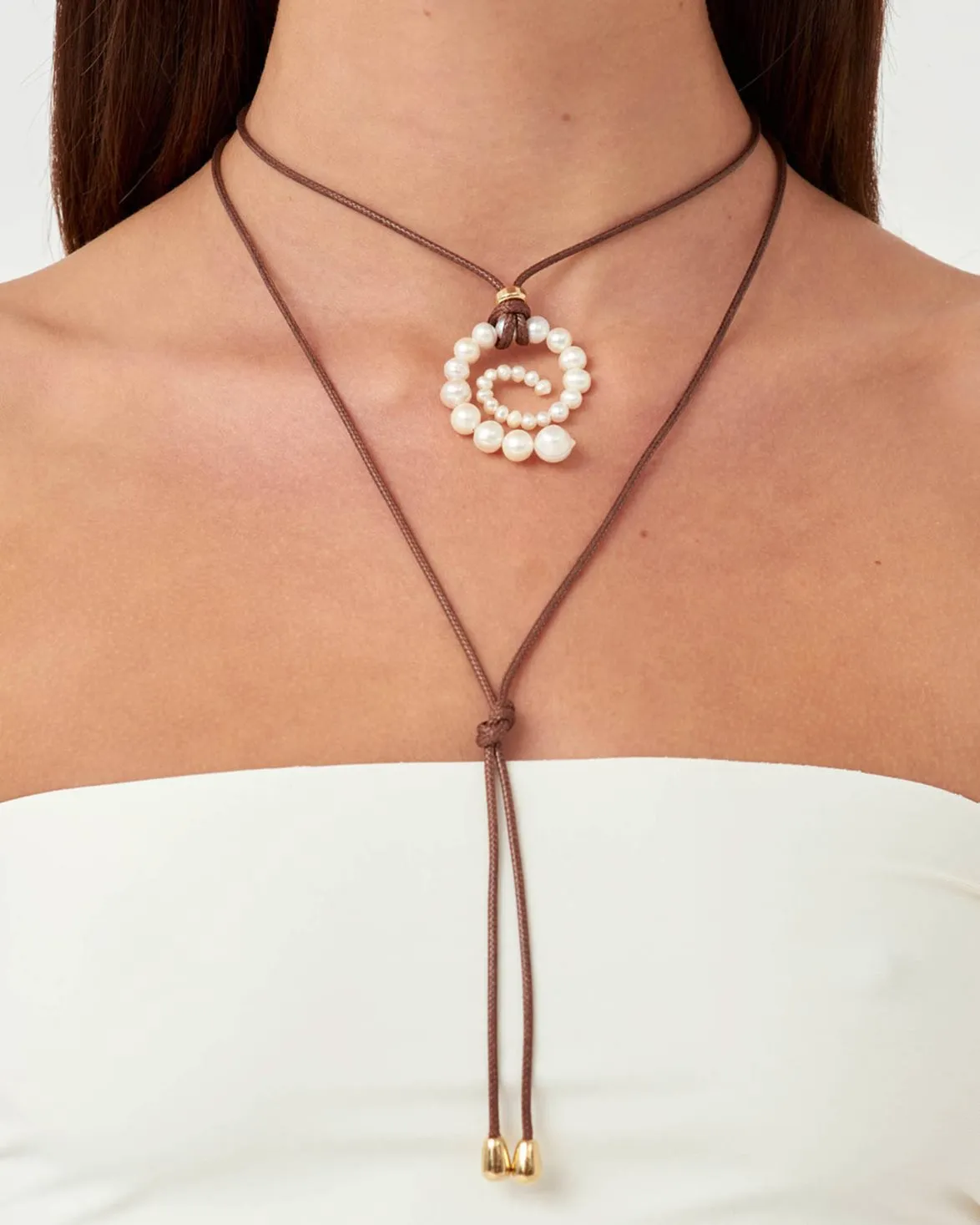 Éliou Arla Wrap Necklace White